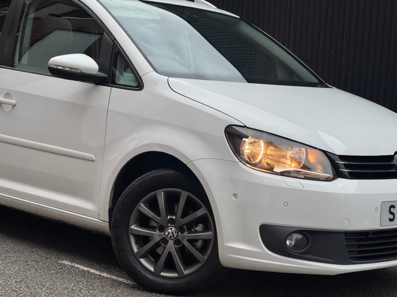 Volkswagen Touran 1.6 TDI DSG
